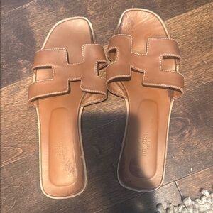 Hermes Oran Sandal in a 39.5
